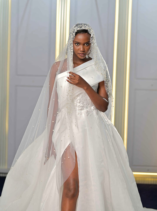 Elegance with a touch of boldness